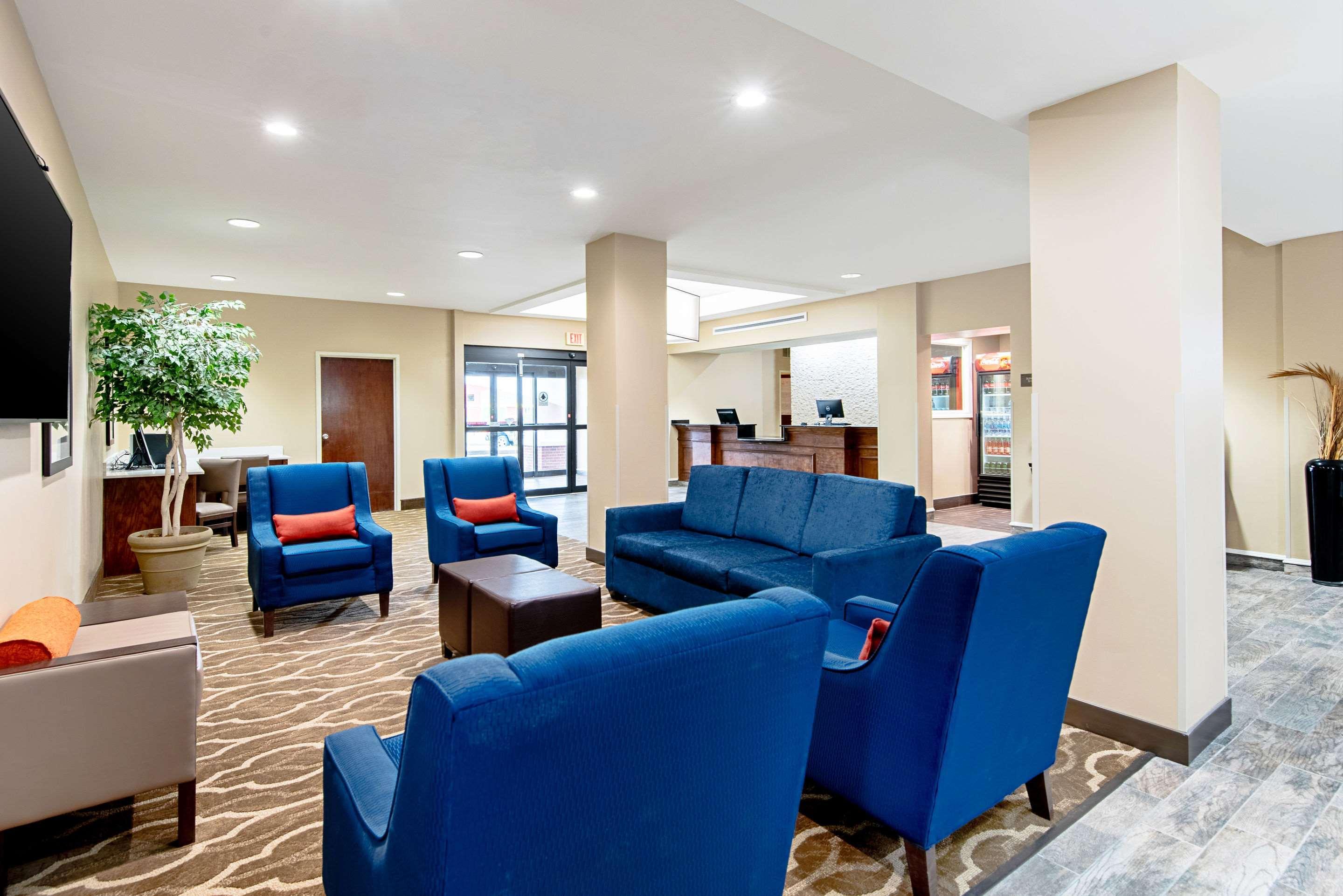 Comfort Inn & Suites Pine Bluff Extérieur photo