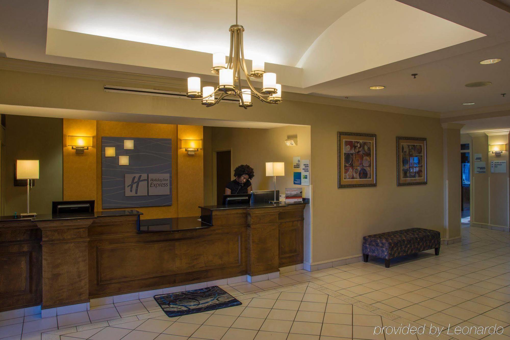 Comfort Inn & Suites Pine Bluff Extérieur photo
