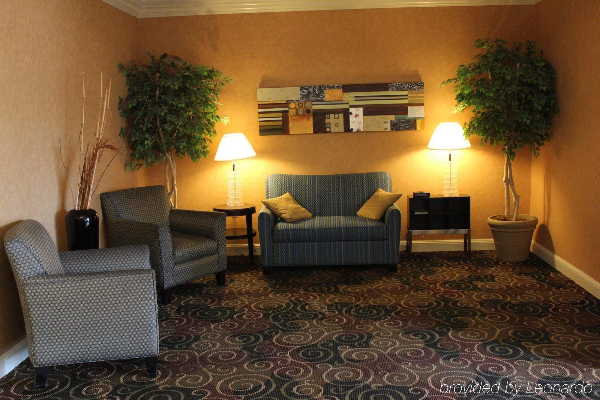 Comfort Inn & Suites Pine Bluff Extérieur photo