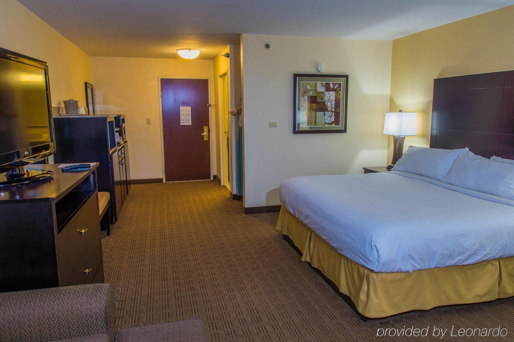Comfort Inn & Suites Pine Bluff Extérieur photo